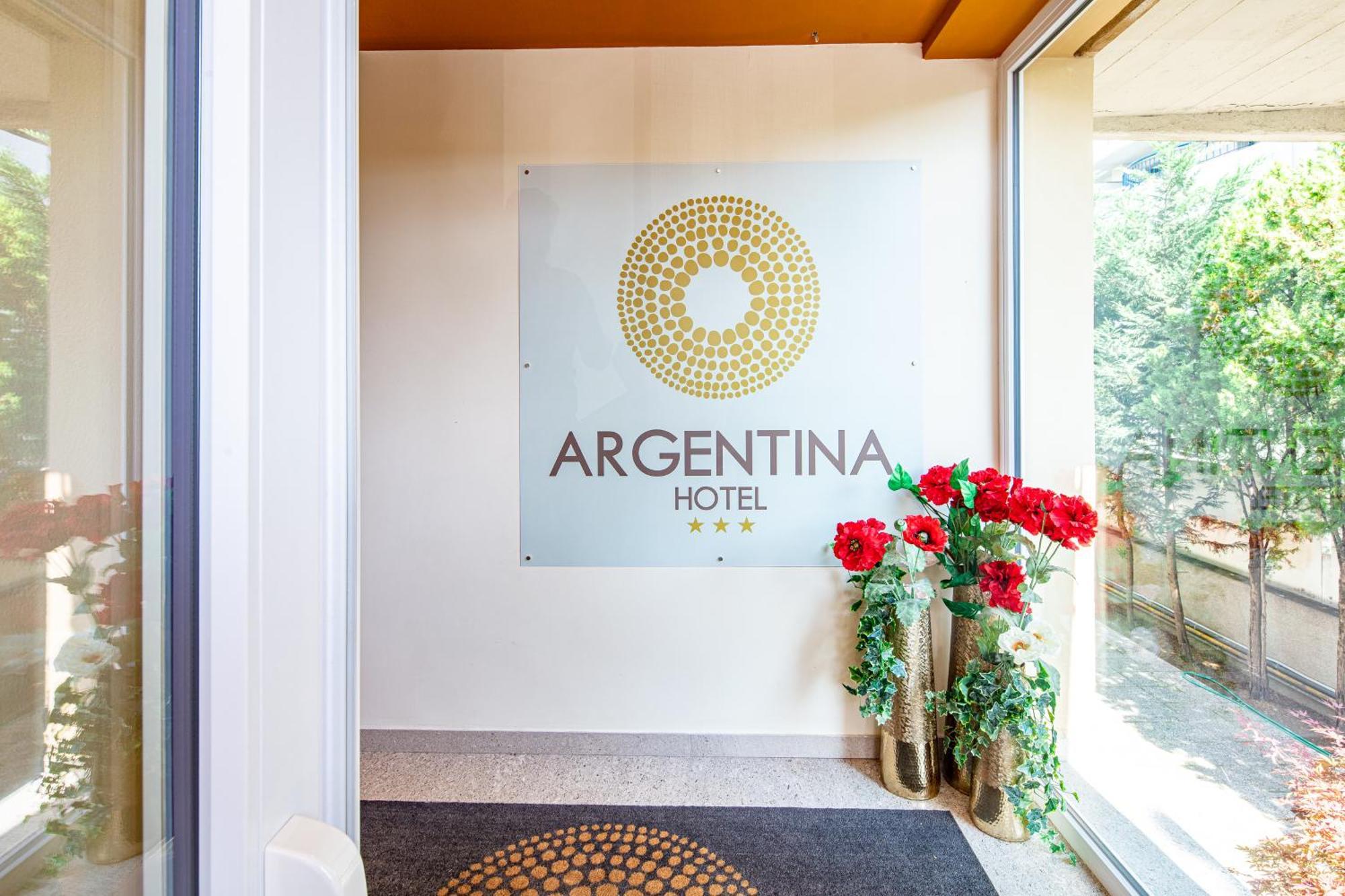 Hotel Argentina Grado Exterior photo